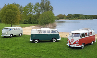 Maikfer-Camping mit kultigen VW-Bussen